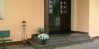 Monteurwohnung - Zimmertyp: Doppelzimmer - Calau - Eingang - Ferienhaus 