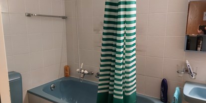 Monteurwohnung - Badezimmer: Gemeinschaftsbad - Höchstetten - good bed Niederbipp