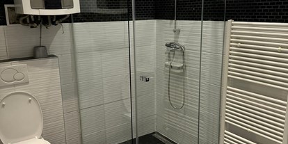 Monteurwohnung - Badezimmer: Gemeinschaftsbad - PLZ 2322 (Österreich) - Arbeiter- und Monteur Wohnung in Wien Simmering 