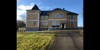Monteurwohnung - WLAN - Südschweden - Aussenansicht vom Hostel - Hunnebergs Gård Einzel