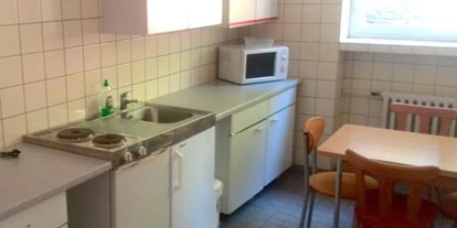 Monteurwohnung - Zimmertyp: Doppelzimmer - Lehmen - kleine Küche - Hostel Waldherberge Moselblick, Brodenbach