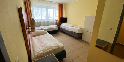 Monteurwohnung - Zimmertyp: Mehrbettzimmer - Schwaig (Nürnberger Land) - Pension Schillerstrasse