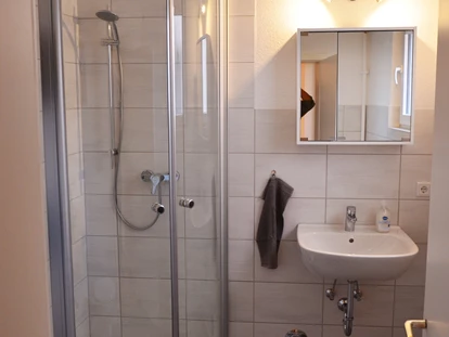 Monteurwohnung - Zimmertyp: Doppelzimmer - Fürth (Bergstraße) - Dusche - Gästezimmer-Michelstadt