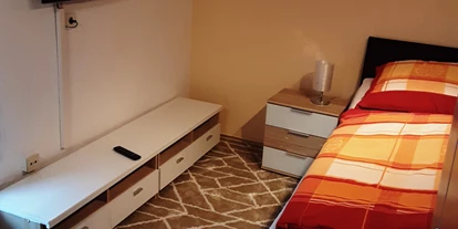 Monteurwohnung - Bettwäsche: Bettwäsche inklusive - Oberreißen - Gästezimmer