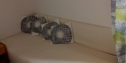 Monteurwohnung - Bettwäsche: Bettwäsche inklusive - Unterlamm (Unterlamm) - Zimmer oder Appartements