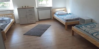 Monteurwohnung - Badezimmer: Gemeinschaftsbad - PLZ 95691 (Deutschland) - 3 Bett Zimmer - Peggy Fritsche