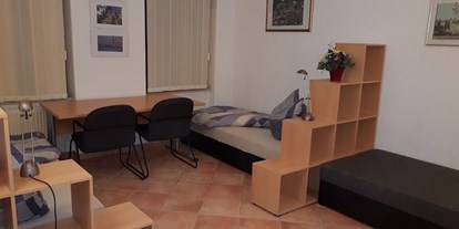 Monteurwohnung - Zimmertyp: Einzelzimmer - PLZ 09328 (Deutschland) - Zimmer 2 (3 Betten) - Chemnitz FeWo & Monteurzimmer