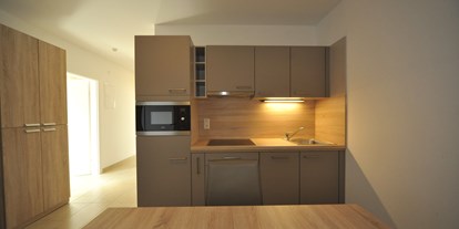 Monteurwohnung - TV - Monteurzimmer Linz - Küche - 90+ Monteurzimmer in Linz, Einzelbetten, Parkplätze, WIFI, Küchen