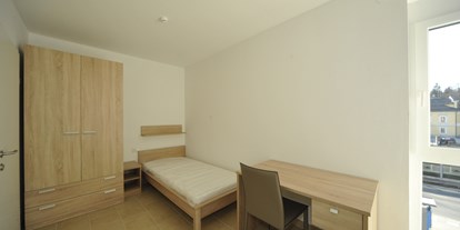 Monteurwohnung - PLZ 4020 (Österreich) - Monteurzimmer Linz - Zimmer - 90+ Monteurzimmer in Linz, Einzelbetten, Parkplätze, WIFI, Küchen