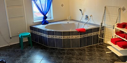 Monteurwohnung - Badezimmer: eigenes Bad - Kelbra - Ferienwohnungsdomizil