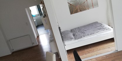 Monteurwohnung - Badezimmer: eigenes Bad - Wagenhub - Apartment Heiligenkreuz
