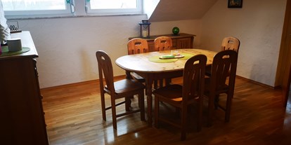 Monteurwohnung - Zimmertyp: Einzelzimmer - Regnitzlosau - Esszimmer - Chucks Home