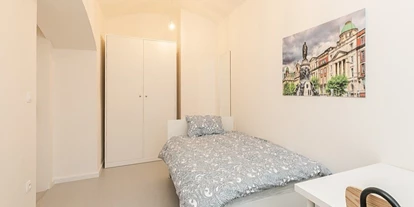 Monteurwohnung - Kühlschrank - Aeugstertal - Zimmer in Zürich 