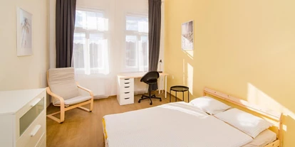 Monteurwohnung - Bettwäsche: Bettwäsche inklusive - Aeugstertal - Zimmer in Zürich 