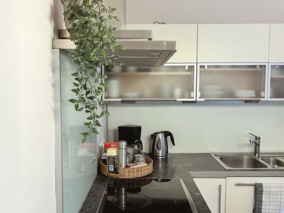 Monteurwohnung - Küche: eigene Küche - Salzburg - Seenland - Wohnung für 6 - 8 Personen (ideal für Monteure/Arbeiter) 