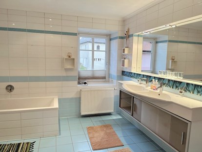Monteurwohnung - Küche: eigene Küche - PLZ 5201 (Österreich) - Wohnung für 6 - 8 Personen (ideal für Monteure/Arbeiter) 