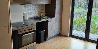 Monteurwohnung - Forstviertel - Küche mit Esszimmer und Wohnzimmer - Graz 1 Andritzer Reichsstraße (4 Personen)