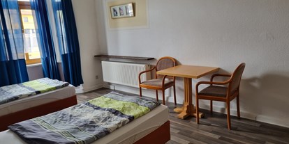 Monteurwohnung - Bettwäsche: Bettwäsche gegen Gebühr - Zimmervermietung-Gotha - Wohnen wie Zuhause