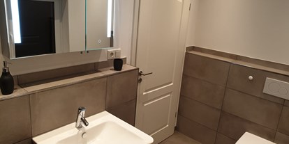 Monteurwohnung - PLZ 51545 (Deutschland) - Badezimmer - auszeit appartements & rooms
