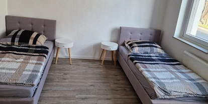 Monteurwohnung - Bettwäsche: Bettwäsche inklusive - Much - auszeit appartements & rooms