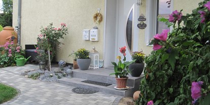 Monteurwohnung - Kühlschrank - Bad Schwartau - Eingangsbereich zur Wohnung - Ferienhof March