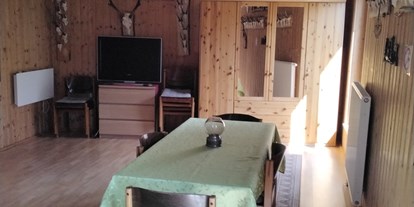 Monteurwohnung - Bettwäsche: keine Bettwäsche - PLZ 01998 (Deutschland) - Größer Aufenthaltsraum  - Dachsloch