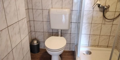 Monteurwohnung - PLZ 03103 (Deutschland) - WC mit Dusche - Dachsloch