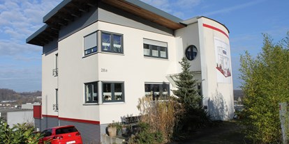 Monteurwohnung - Kühlschrank - PLZ 42109 (Deutschland) - Außenansicht Wohnung Nr. 1 für 1 - 3 Personen - Sleep Inn Hagen
