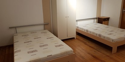 Monteurwohnung - Badezimmer: eigenes Bad - Börrstadt - Die Perspektive,  Monteurzimmer, 9 Betten, Haus, Nähe Kaiserslautern, Ramstein