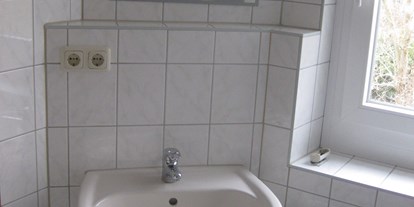 Monteurwohnung - Badezimmer: eigenes Bad - Naundorf (Landkreis Nordsachsen) - St. Aegidienblick