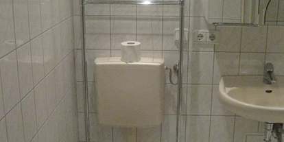 Monteurwohnung - Zimmertyp: Mehrbettzimmer - Thümmlitzwalde - Bad mit Dusche - St. Aegidienblick