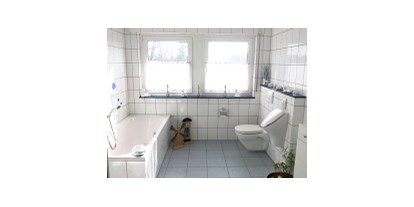 Monteurwohnung - Badezimmer: eigenes Bad - Emsbüren - Bad OG - TST GbR FEWO, Monteurwohnung, Ferienwohnung
