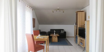 Monteurwohnung - Zimmertyp: Doppelzimmer - Ernsgaden Geisenfeld - Wohnzimmer  - Ferienwohnungen Liebl im Altmühltal