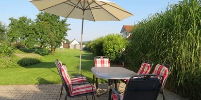 Monteurwohnung - Art der Unterkunft: Ferienwohnung - Kösching - Garten mit Gartenmöbeln - Ferienwohnungen Liebl im Altmühltal