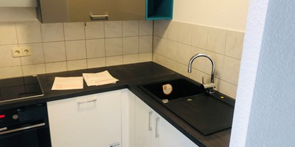 Monteurwohnung - Küche: eigene Küche - Weißenfels - Monteuerszimmer Bad Dürrenberg