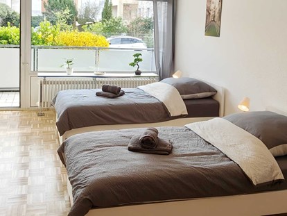Monteurwohnung - Zimmertyp: Doppelzimmer - Bad Vilbel - Schlafzimmer, HomeRent Unterkunft in Hanau - HomeRent in Hanau, Rodenbach, Erlensee, Altenstadt, Ronneburg