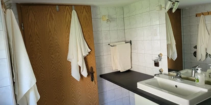 Monteurwohnung - Einzelbetten - Hessen - Badezimmer  - Großkrotzenburg