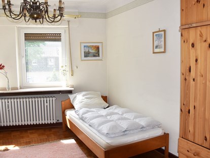 Monteurwohnung - Zimmertyp: Doppelzimmer - Bad Münstereifel - Schlafzimmer, HomeRent Unterkunft in Euskirchen - HomeRent in Euskirchen 