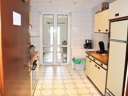 Monteurwohnung - Zimmertyp: Mehrbettzimmer - PLZ 53913 (Deutschland) - Küche, HomeRent Unterkunft in Euskirchen - HomeRent in Euskirchen 