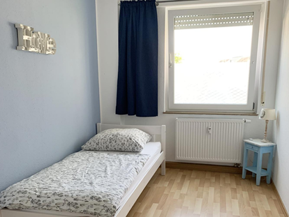 Monteurwohnung - Bettwäsche: Bettwäsche inklusive - Fröndenberg - Schlafzimmer, HomeRent Unterkunft in Hemer - HomeRent in Hemer (Sauerland)