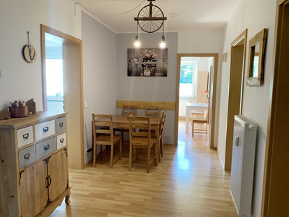 Monteurwohnung - Zimmertyp: Doppelzimmer - Fröndenberg - Essbereich, HomeRent Unterkunft in Hemer - HomeRent in Hemer (Sauerland)