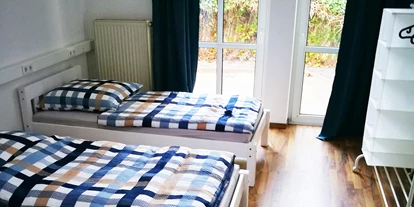 Monteurwohnung - Einzelbetten - PLZ 47533 (Deutschland) - Schlafzimmer, HomeRent Unterkunft in Emmerich - HomeRent in Emmerich und Isselburg 