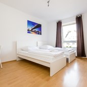 Monteurzimmer - Ferienwohnung Düsseldorf - Schlafzimmer - HomeRent in Düsseldorf und Umgebung