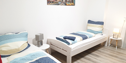 Monteurwohnung - Badezimmer: eigenes Bad - PLZ 47546 (Deutschland) - Schlafzimmer, HomeRent Unterkunft in Bedburg-Hau - HomeRent in Bedburg-Hau bei Kleve