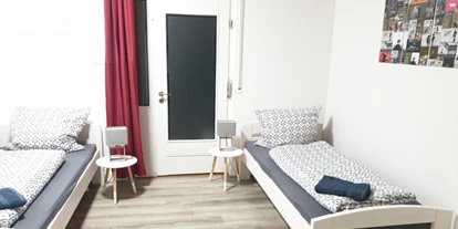 Monteurwohnung - Badezimmer: eigenes Bad - PLZ 47533 (Deutschland) - Schlafzimmer, HomeRent Unterkunft in Bedburg-Hau - HomeRent in Bedburg-Hau bei Kleve