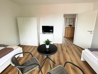 Monteurwohnung - Zimmertyp: Doppelzimmer - Hatten - Schlafzimmer, HomeRent Unterkunft in Oldenburg - HomeRent in Oldenburg