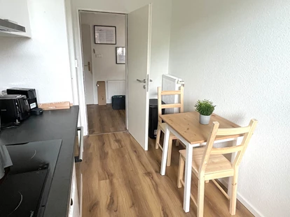 Monteurwohnung - Zimmertyp: Doppelzimmer - Hatten - Küche, HomeRent Unterkunft in Oldenburg - HomeRent in Oldenburg