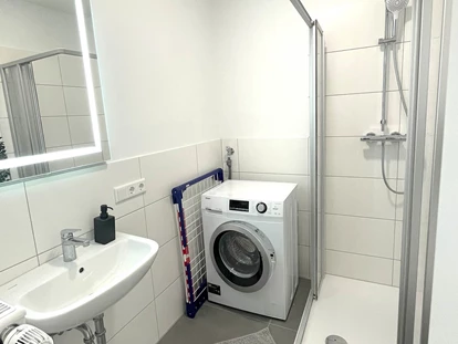 Monteurwohnung - Zimmertyp: Doppelzimmer - Hatten - Badezimmer, HomeRent Unterkunft in Oldenburg - HomeRent in Oldenburg