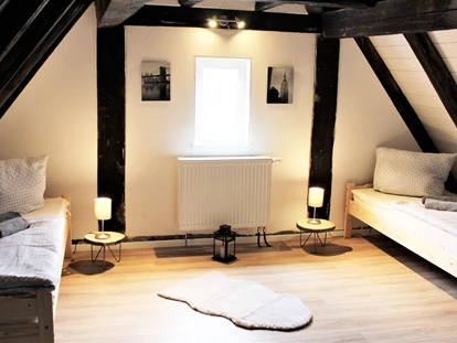 Monteurwohnung - Zimmertyp: Doppelzimmer - Wannweil - Schlafzimmer, HomeRent Unterkunft in Frickenhausen -  HomeRent in Frickenhausen