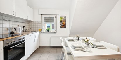 Monteurwohnung - Badezimmer: eigenes Bad - Holzmaden - Küche, HomeRent Unterkunft in Köngen - HomeRent in Köngen
